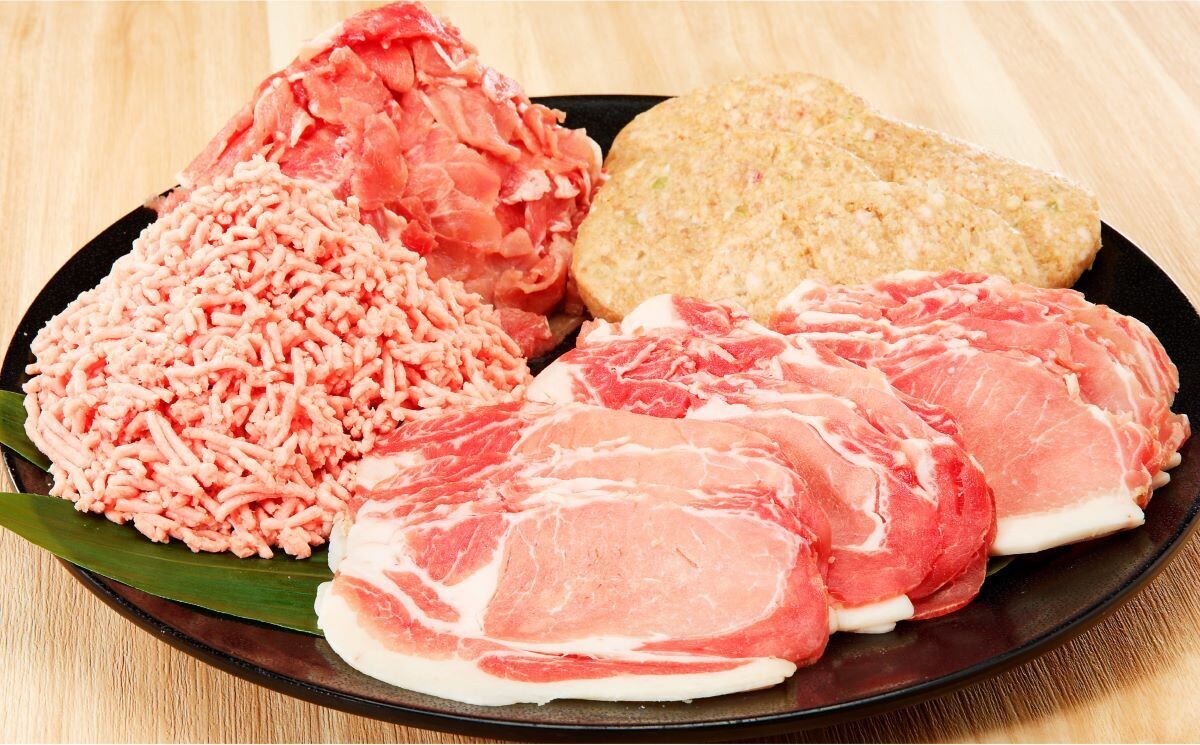 宮崎県宮崎市のふるさと納税返礼品「生活応援! 大満足豚肉バラエティセット4.5kg」とは?
