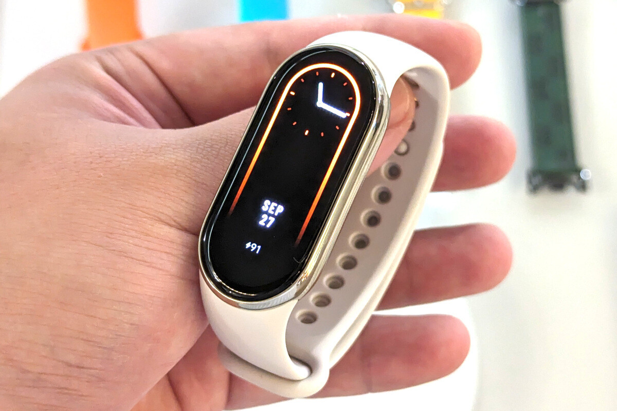 16日間の電池持ち、バンド構造も一新した「Xiaomi Smart Band 8