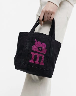 【マリメッコ】ロゴが目を引くニットアイテムやキャンバスバッグなど新作登場-Marimekko Kioski