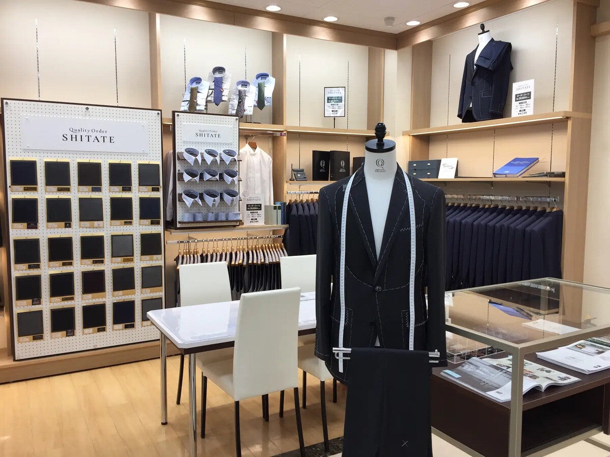 洋服の青山、全店に本格オーダースーツブランド「Quality Order