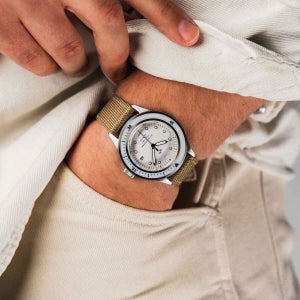 北欧腕時計ブランド「About Vintage」から、機械式ダイバーズウォッチ登場 - ホワイトは100本限定生産