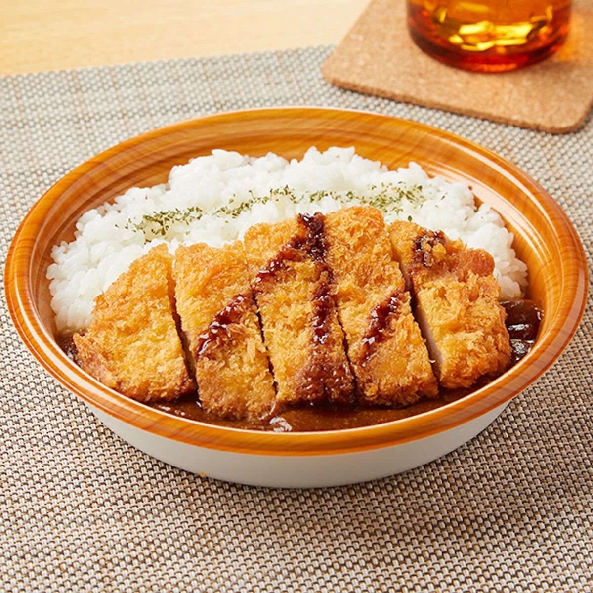 「スパイス香る！ロースかつカレー」(578円)