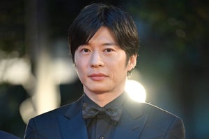 田中圭、TIFFレッドカーペット登場　出演作をアピール「心温まる喜劇を楽しんで」