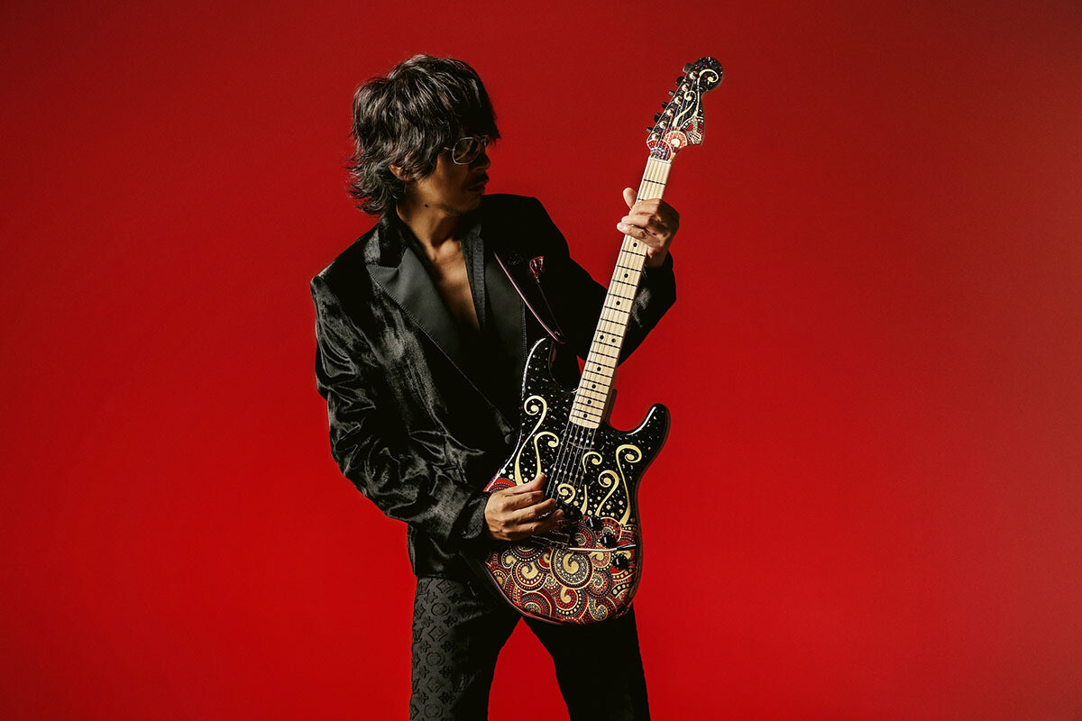 フェンダー、L'Arc-en-Ciel・Kenのシグネイチャーギターの再受注