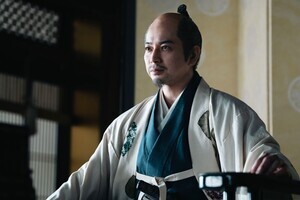 『どうする家康』松本潤、腹の内が見えない“狸親父”を好演　老けメイクで貫録も