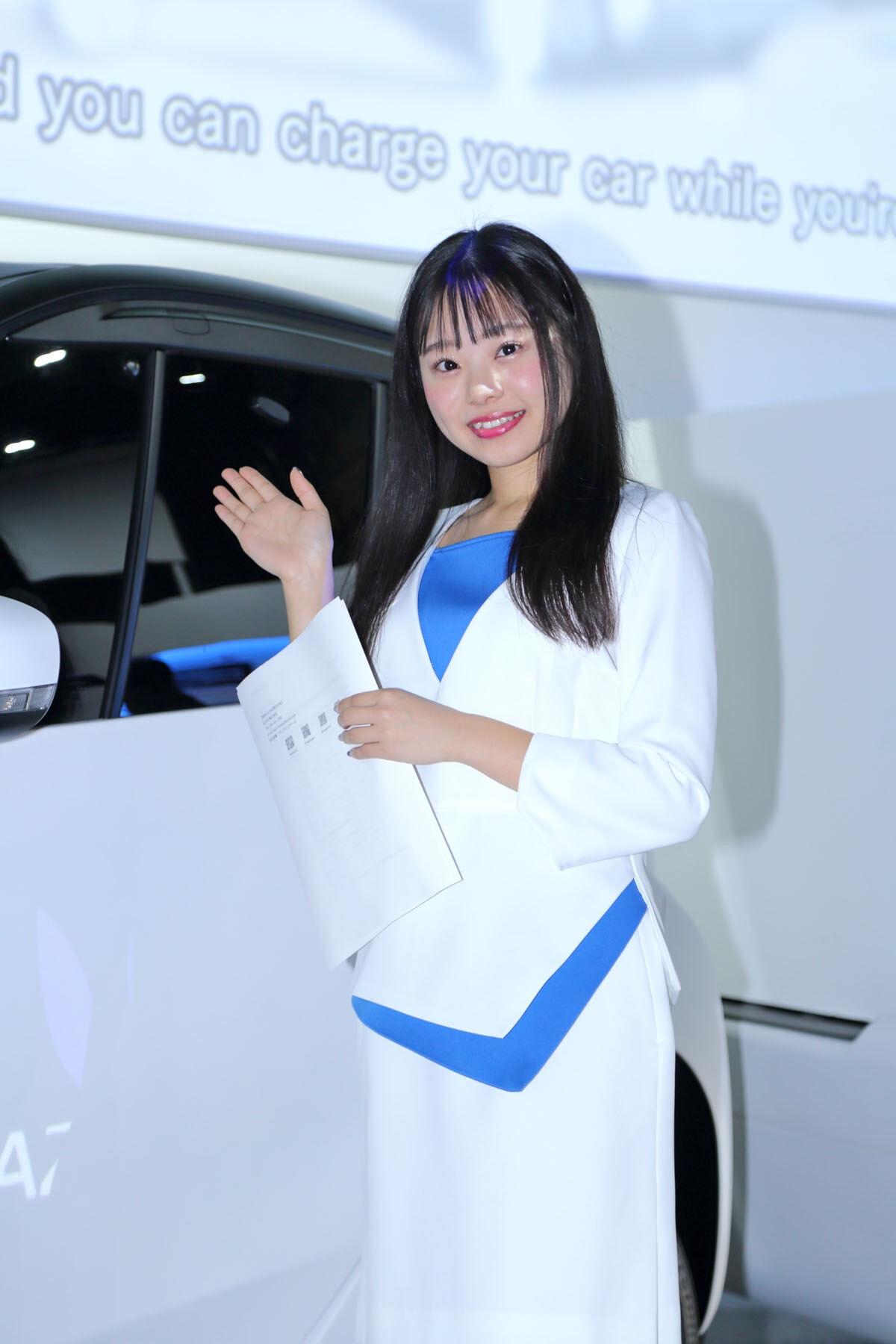 「ジャパンモビリティショー2023」のコンパニオンたち