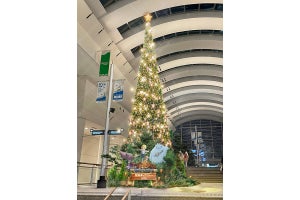 今年のクイーンズスクエア横浜クリスマスは「屋根裏のラジャー」とコラボ