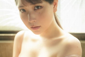 2.5次元モデル・あまつまりな、柔肌に汗をにじませる　グラビアウォッチャー「高貴さ際立つ美しさ」