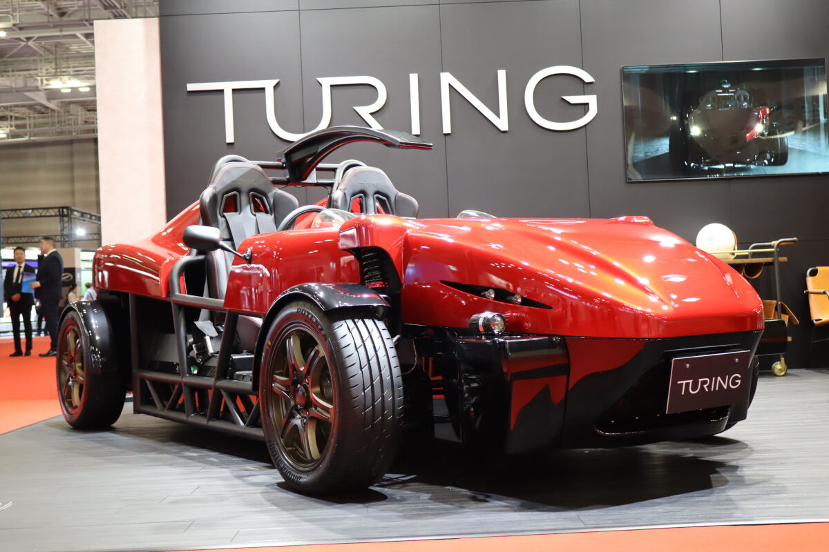 チューリング初の自社開発コンセプトカー「Turing Machine Alpha」