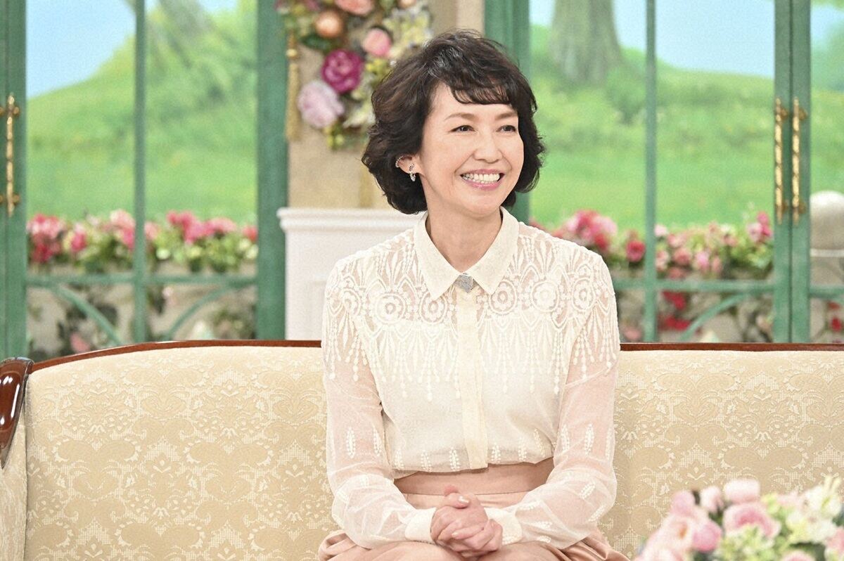 賀来千香子