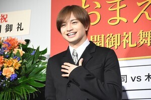 中島健人、監督から「天才」と絶賛され天を仰ぐ　壁ドンシーンでは「吐息を共有」