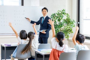 小中学生に聞いた、学校の先生の印象「忙しい」が最多 - 苦手な先生の特徴は?