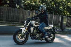 “らしさ”はある? 中型免許でOKなハーレーの新型バイク「X350」に試乗!