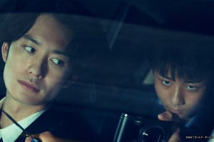羽村仁成、“殺人犯”岡田将生と対峙し緊迫の表情　『ゴールド・ボーイ』場面写真を初公開