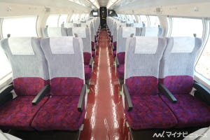 JR東日本、高尾駅イベントで中央快速線E233系グリーン車を一般公開