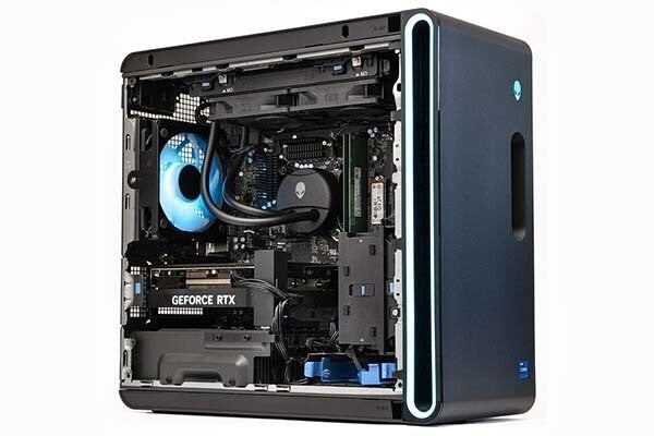 ゴツいデザインで派手に光る」ゲーミングPC、デザインに変化の兆し？【先週の必見記事】 | マイナビニュース