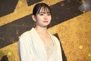 山田杏奈、家のカーテンに「弓矢を…」『ゴールデンカムイ』アシリパ役でアクション挑戦