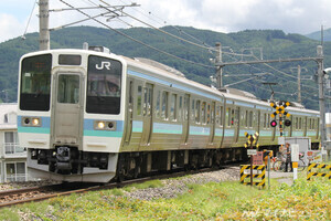 JR東日本、小淵沢駅で夕夜間の運転間隔を変更 - 中央本線で1本増発