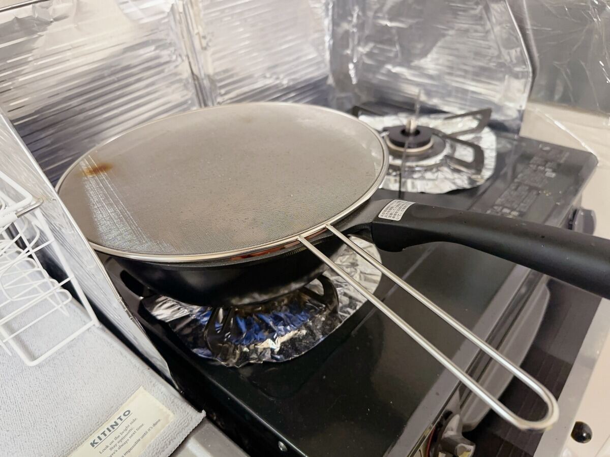 炒め物や揚げ物を料理する際の、油跳ねを防ぐアイテム！