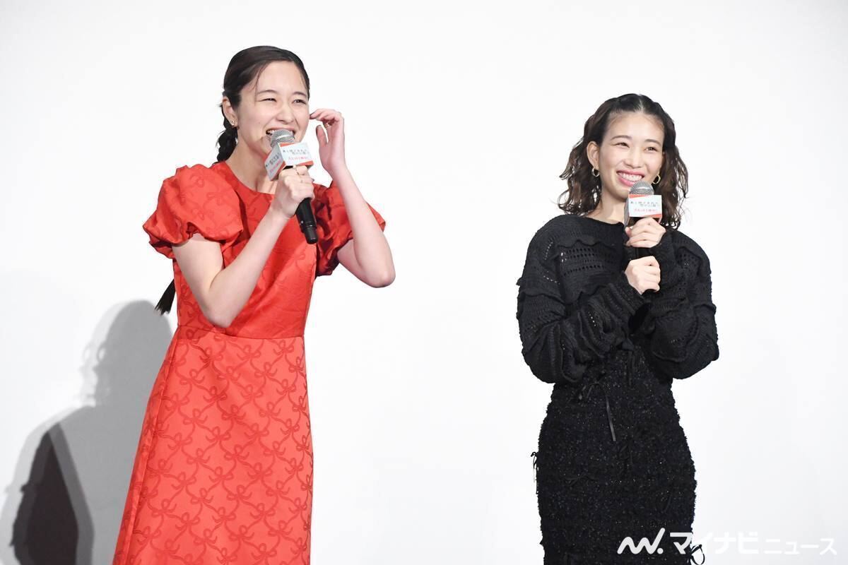 (左から)堀田真由、森川葵