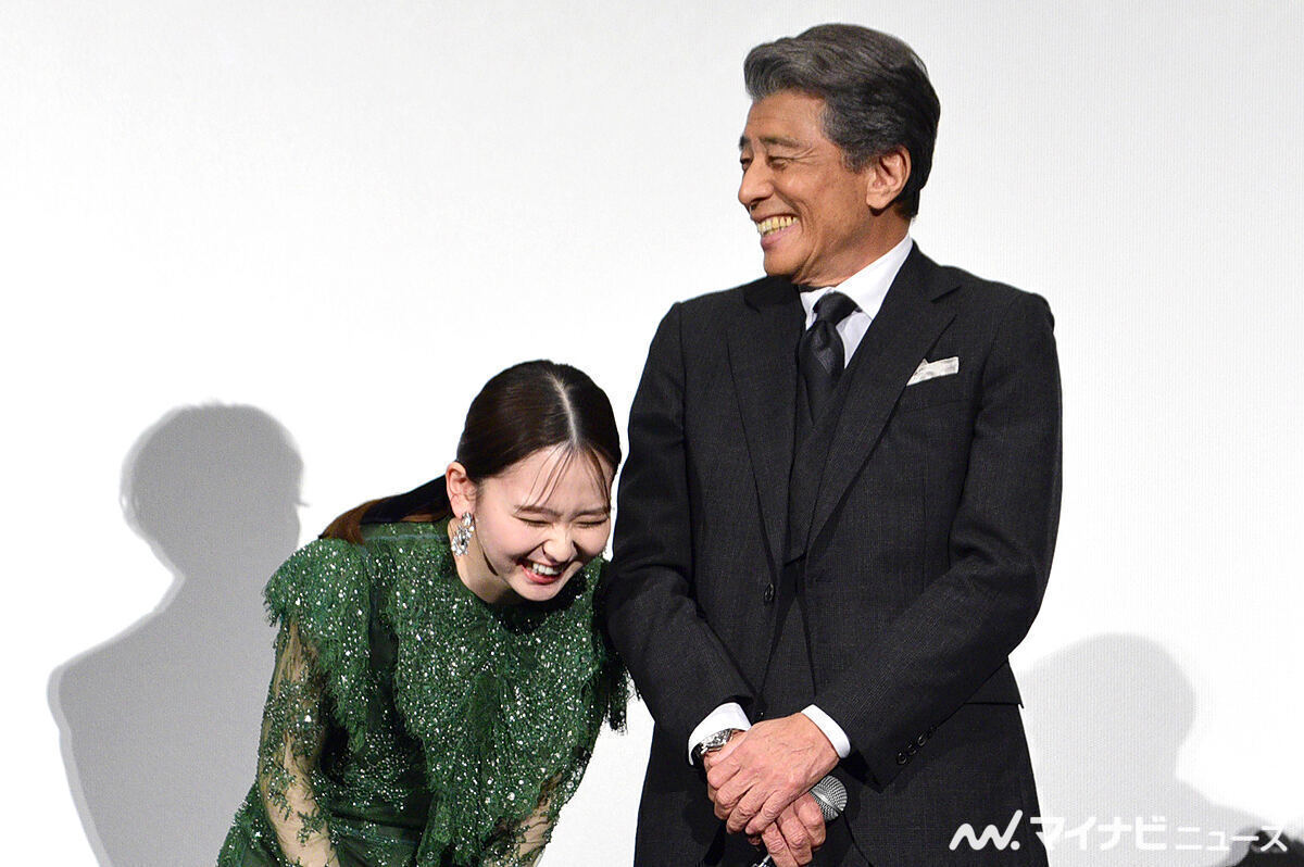 山田杏奈、舘ひろし