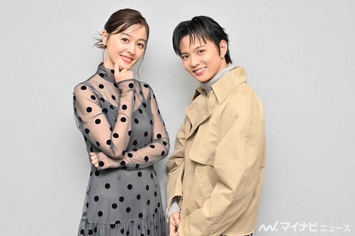 久住小春、佐藤大樹
