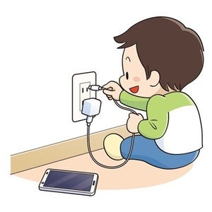【子どもの感電】消費者庁が注意喚起、充電器の置きっぱなしに気を付けて!