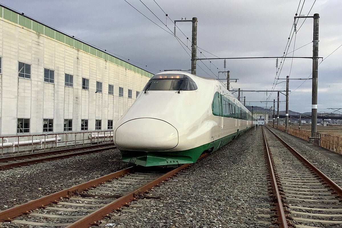 JR東日本E2系200系カラー新幹線、引退に伴う記念撮影会を2/21開催 | マイナビニュース