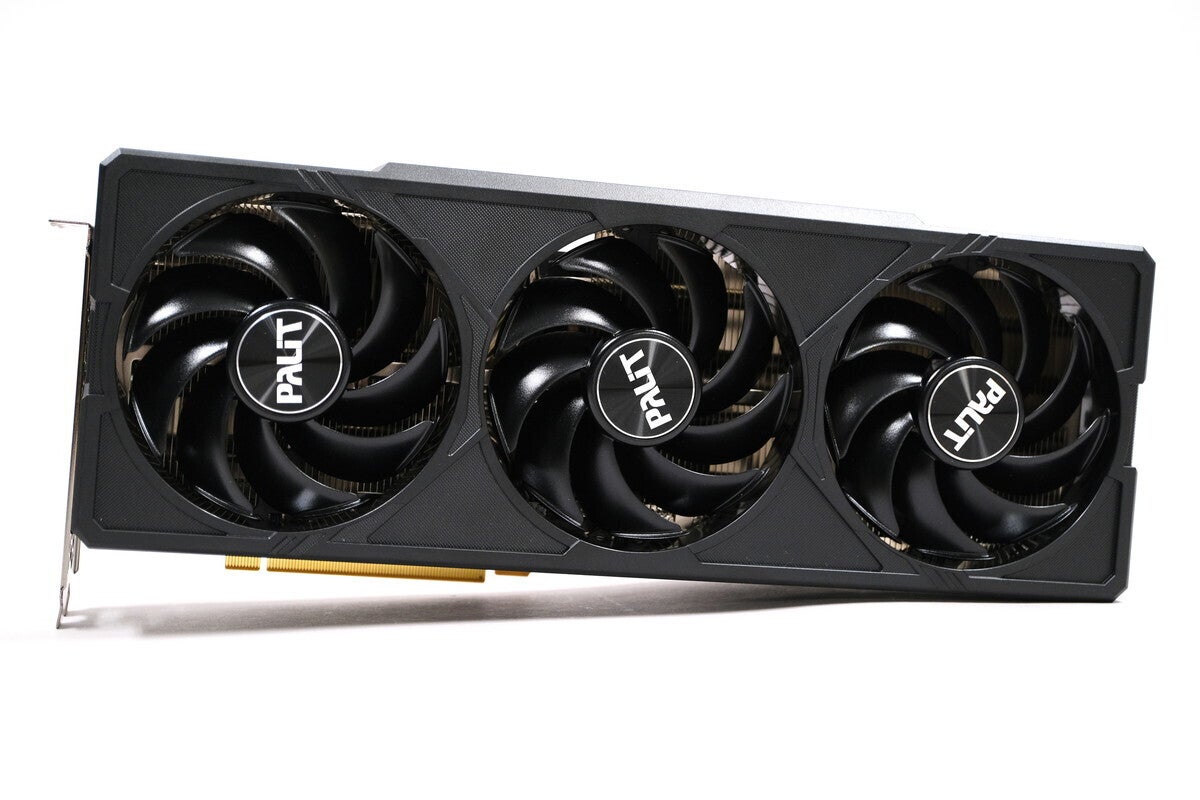 逆に全く光らない「Palit GeForce RTX 4080 SUPER JetStream OC」レビュー - 電源コネクタ部の改良が嬉しい