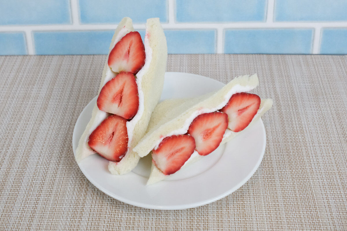 岡山晴苺のサンド(860円)