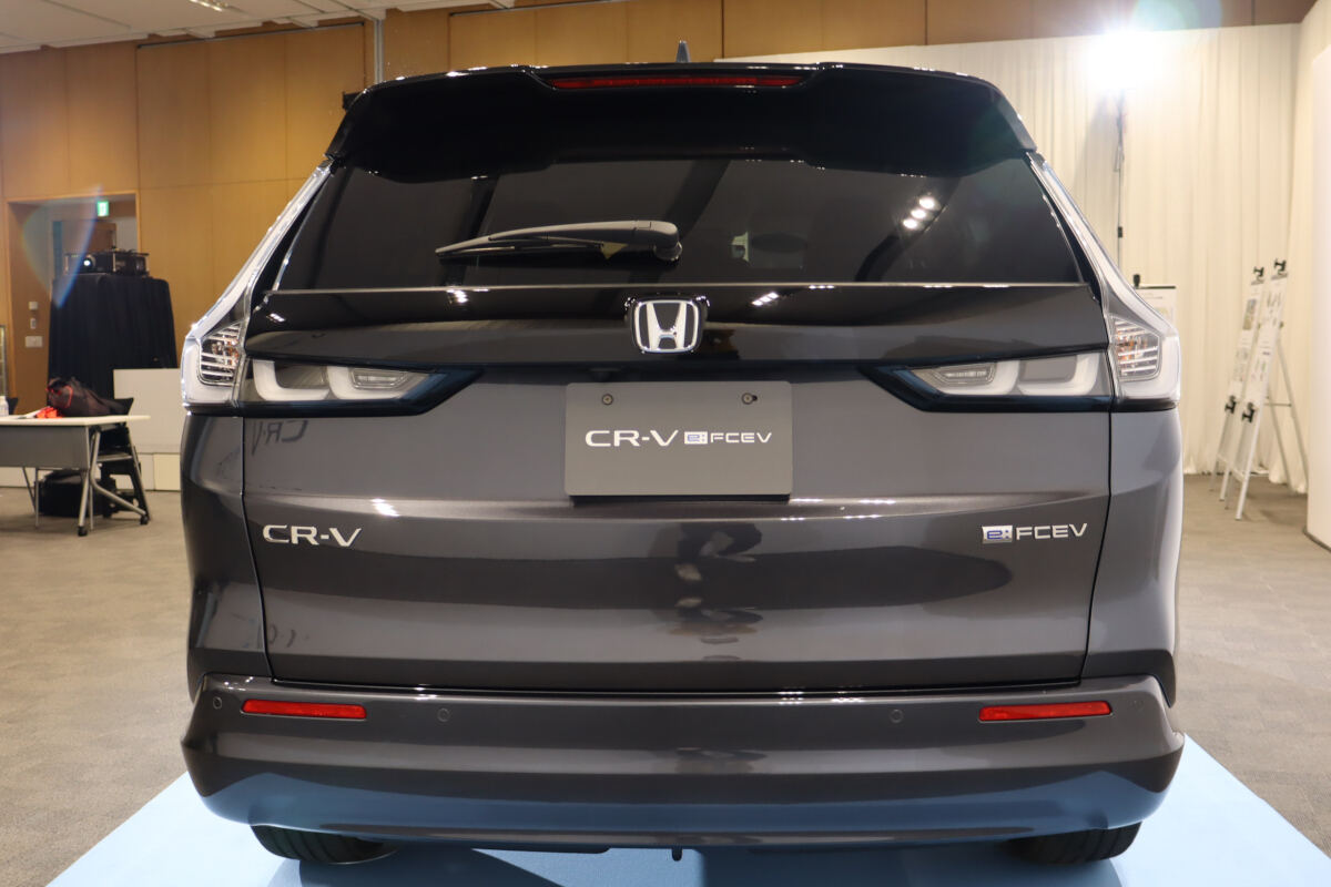 ホンダ「CR-V e:FCEV」