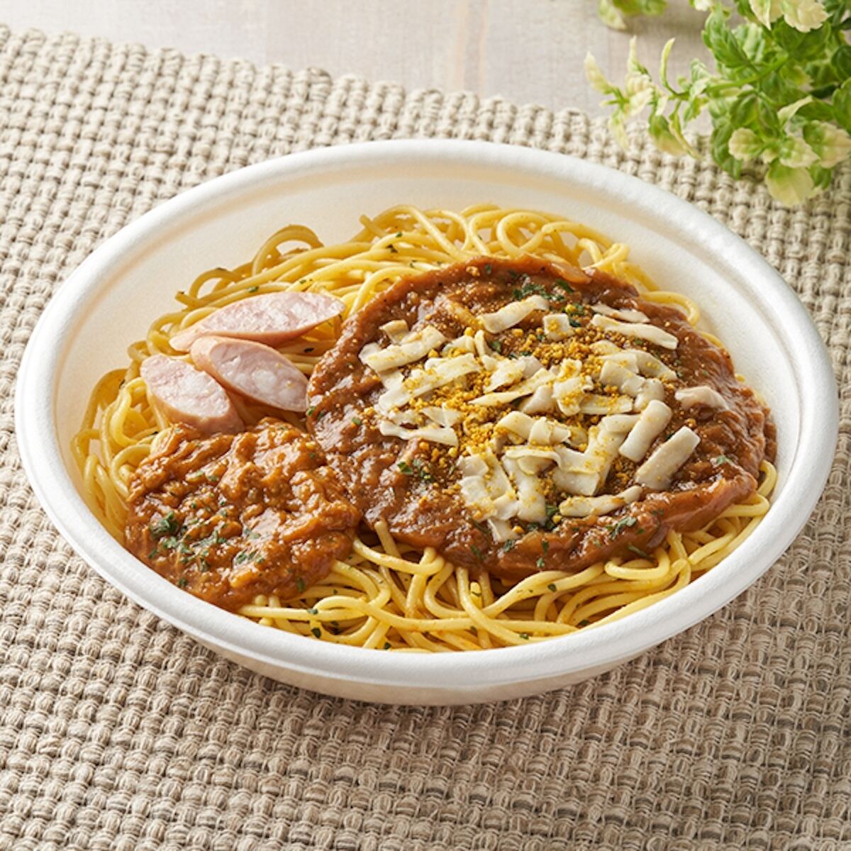 「大盛　チーズのせ！カレースパゲティ」(550円)