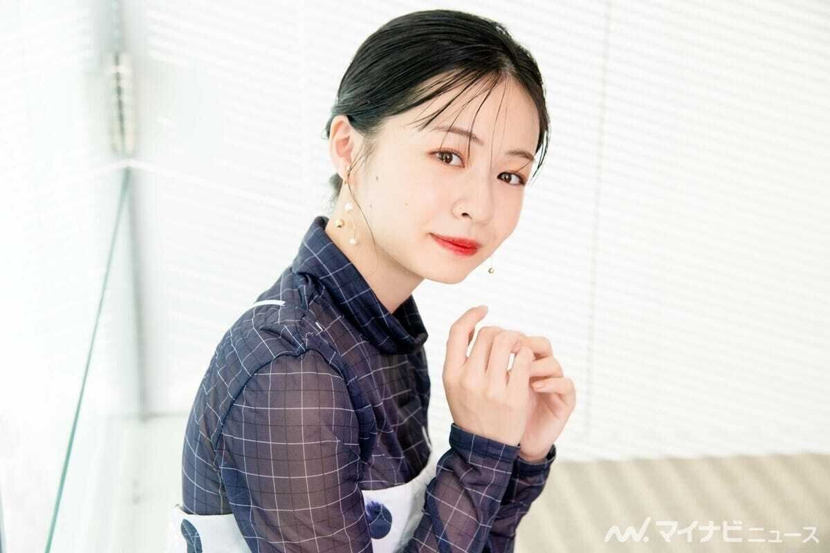 莉子(撮影：泉山美代子)