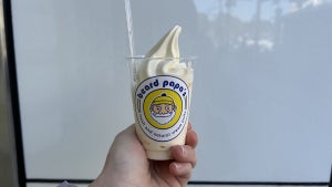 【激レアメニュー】ビアードパパの店舗限定"ソフトクリーム"を食べてみたら…予想外の味わいだった!