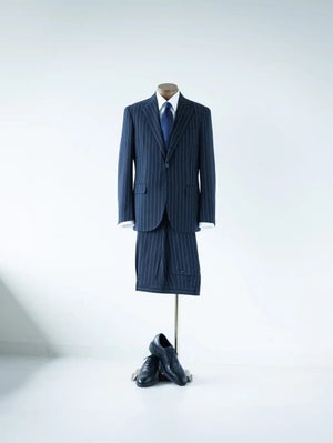 青山商事から「終わらない服」である100%リサイクル素材の「ウエアシフトスーツ」が発売!