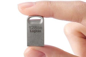 ロジテック、挿しっぱなしで使える短いUSBメモリー　USB-A/C両対応モデルも