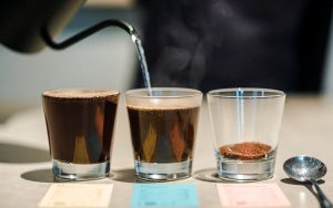 【究極の一杯】"世界にひとつ"オリジナルコーヒーを作れる珈琲店、麻布台ヒルズにオープン! - 生豆選びから楽しめる