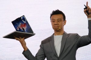 「Lenovo Yoga / Legion」新モデルをタイ・バンコクで見てきた。AI PCとゲーミングが交差する発表会