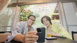 Travis Japan松田元太、ロッチ中岡と「行き当たりボックリ」の旅