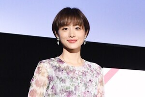 石原さとみ、SNSに対する印象「ネガティブなコメントをする傾向があるのかな」