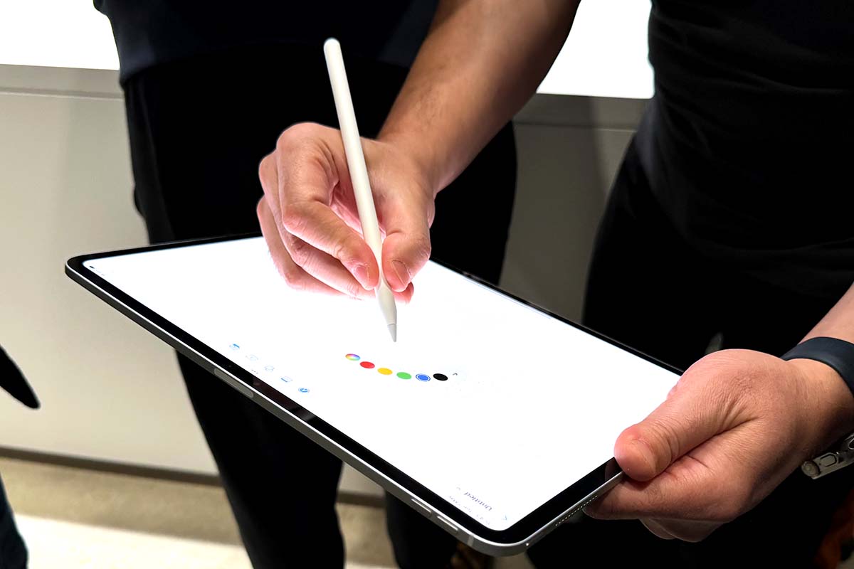 気持ちよすぎる、Apple Pencil Proの握り心地 - 松村太郎のApple深読み・先読み | マイナビニュース