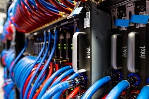 Intel「Aurora」スーパーコンピューターが“エクサスケール”突入 - 運用容量は87%まで上昇