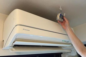 エアコン冷房の設定「弱」と「自動」ではどちらが節電? ダイキンが誤解されやすい4つのケースを検証