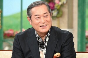 松平健、70代で漫画の主人公に　異世界で魔王と戦う『マツケンクエスト』