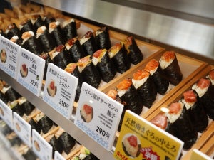 おにぎりみたいな新スタイルのお寿司「むすび寿司」東京・人形町にオープン
