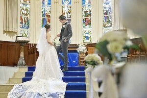 結婚式をいつ挙げたい?「ジューンブライド」を抑えての1位は?