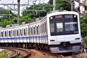 東急電鉄、新幹線ラッピング電車で懐かしの「ひかりチャイム」復刻