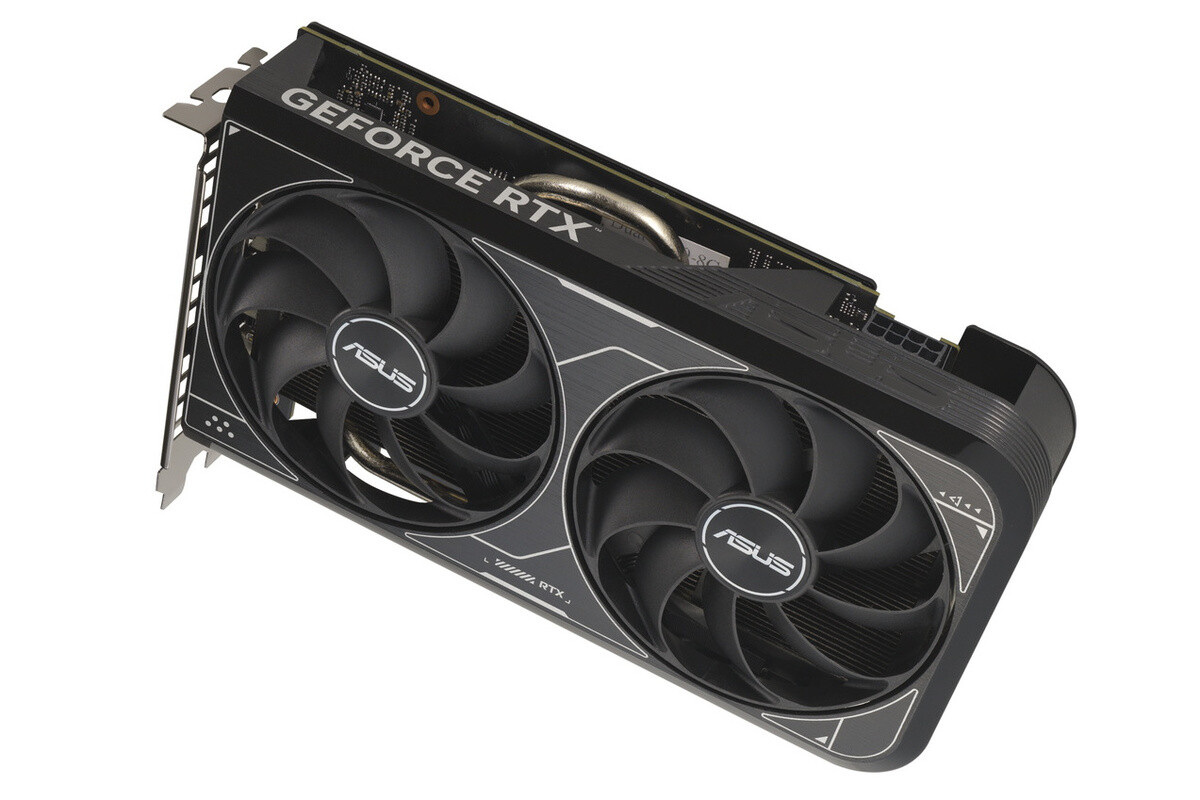 RTX4060Ti搭載の自作PC！コスパ重視や白統一ビルドを紹介
