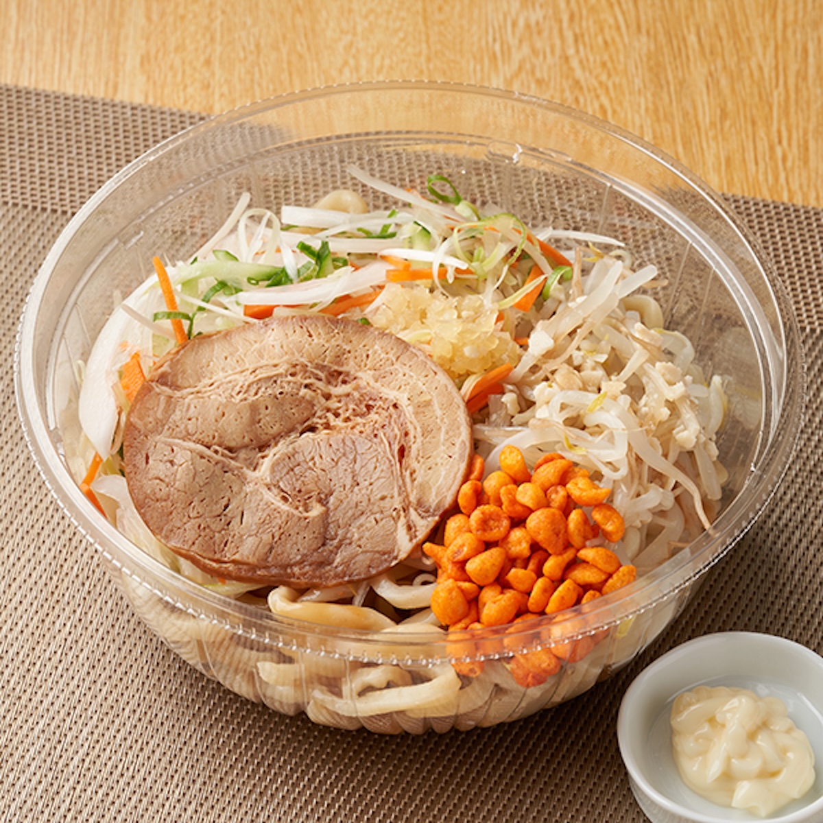 「千里眼監修　冷しニンニクまぜそば」(650円)