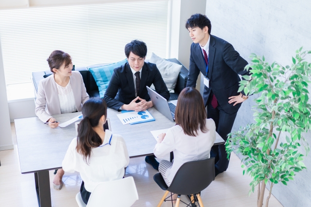 女性部下を好きになったらどうすればよい?